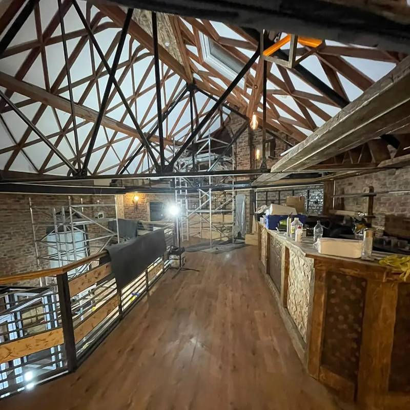 Liverpool - Casa Roni - ESES Construction & Real Estate Ltd